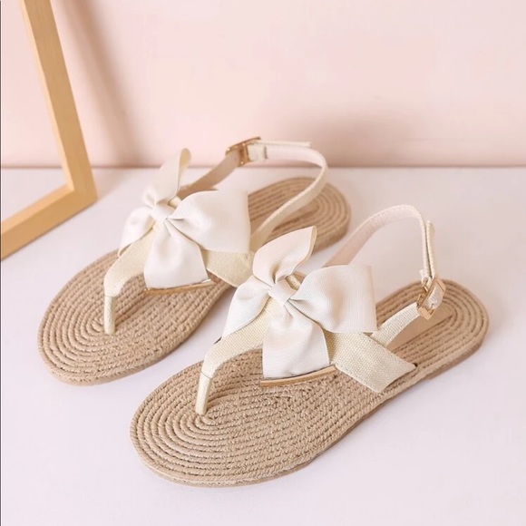 Flat Sandals - Picture 2 of 4